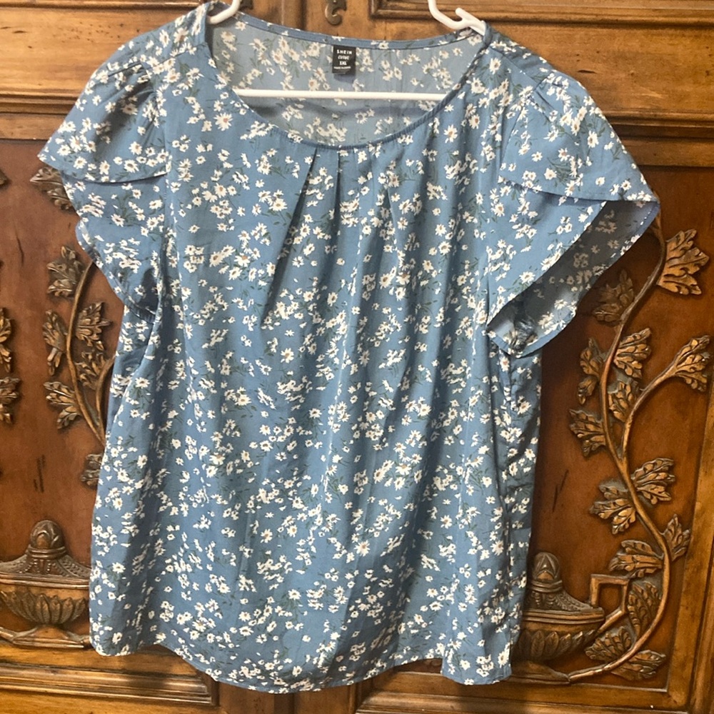 Floral Romantic Blue Cap Sleeve Pleated Blouse Size 1XL Cottagecore